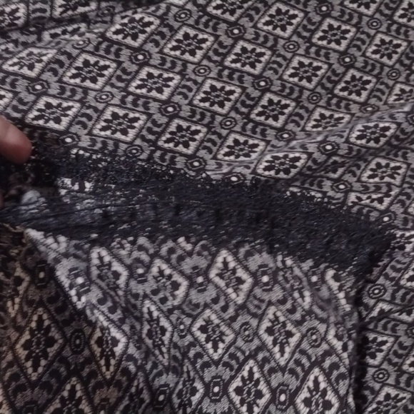 BETSEY Johnson size medium blouse - Picture 6 of 9